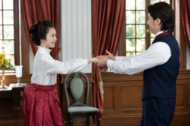 寿恵子と高藤は…「らんまん」第50回の場面写真：フォトギャラリー