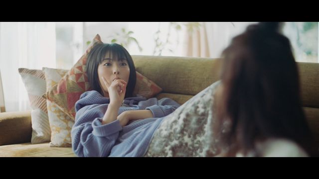 浜辺美波、有村架純は「本当のお姉ちゃんのよう」（2枚目）