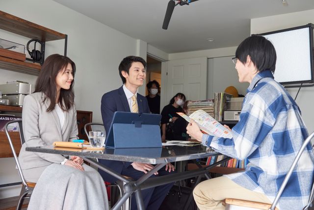 浜辺美波、有村架純は「本当のお姉ちゃんのよう」（6枚目）