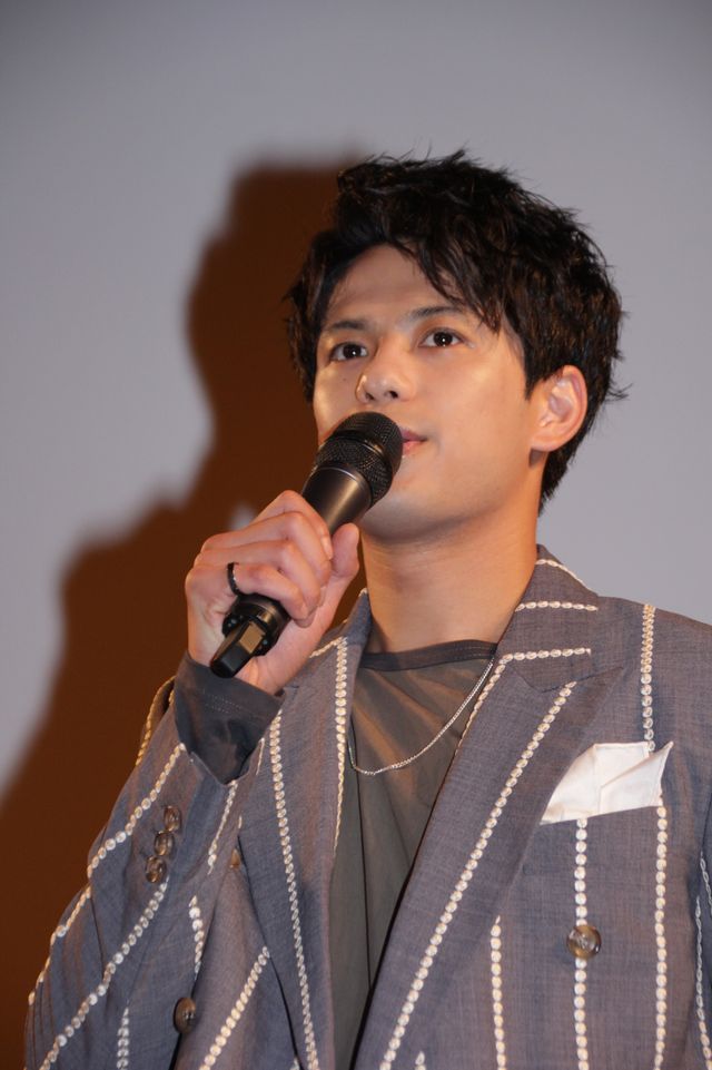 森崎ウィン、ベトナム語を褒められる！（3枚目）