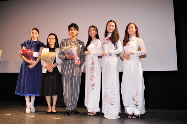 森崎ウィン、ベトナム語を褒められる！（5枚目）