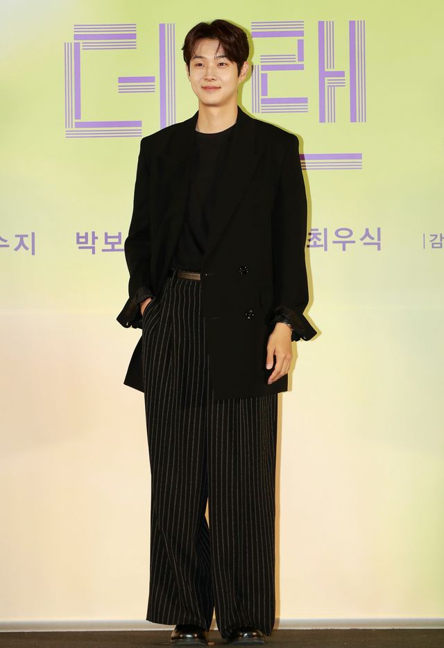パク・ボゴム、スジが登場！『ワンダーランド』製作発表会の様子（8枚目）