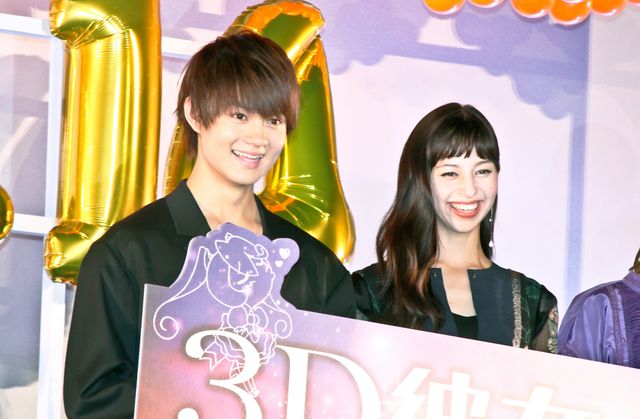 中条あやみ×佐野勇斗×西野カナ、最高の笑顔で登場！映画『3D彼女　リアルガール』特別試写会（9枚目）