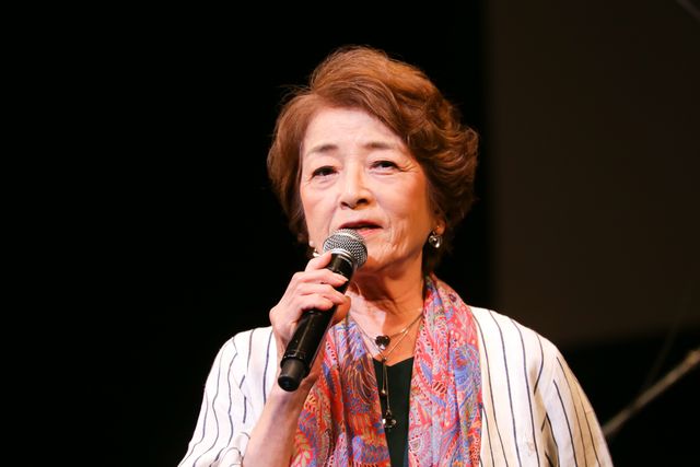 コメディ栄誉賞受賞の山田洋次監督の授賞式にさくら、源ちゃんら寅さんファミリーが集結！　画像ギャラリー（6枚目）