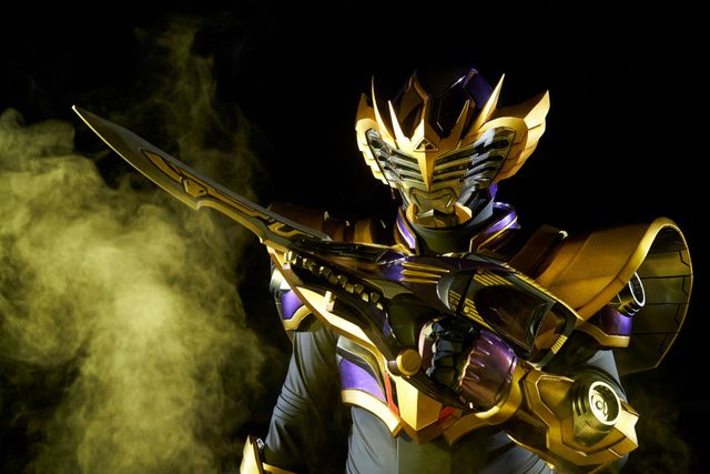王蛇サバイブとオーディンが激突！「仮面ライダーアウトサイダーズep.1」場面写真（2枚目）