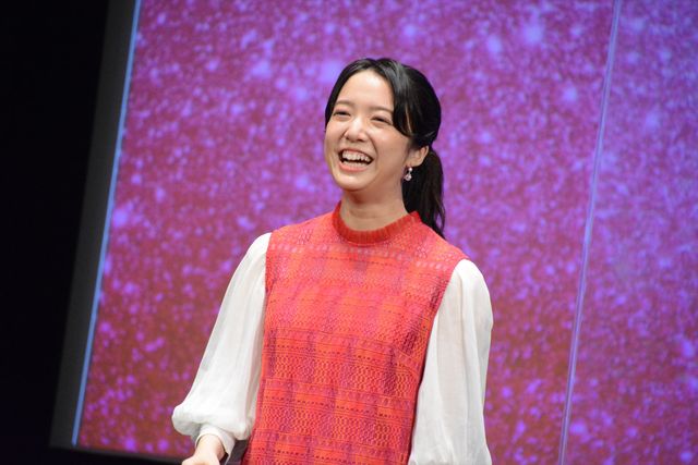 上白石萌音＆ウエンツ瑛士、ノリノリで『トロールズ』メドレー熱唱！（6枚目）