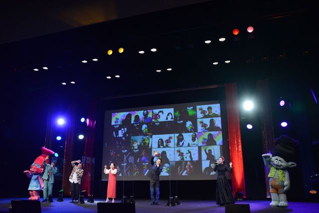 上白石萌音＆ウエンツ瑛士、ノリノリで『トロールズ』メドレー熱唱！（8枚目）