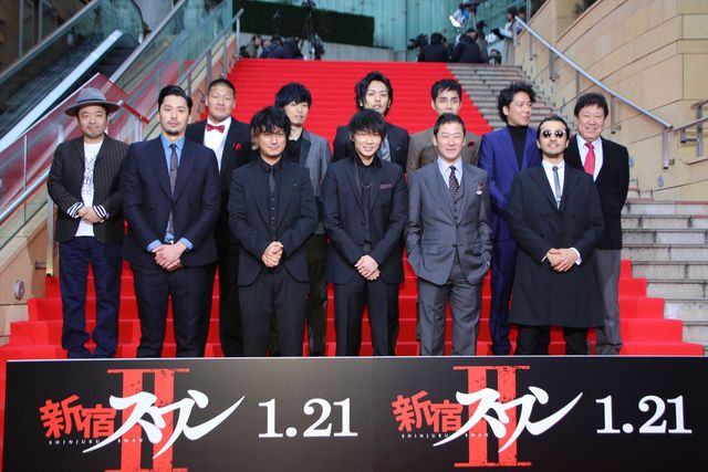 綾野剛、新成人へメッセージ「自分をしっかり照らし続け、照らしてくれてる人たちをたくさん愛して」　画像ギャラリー（86枚目）