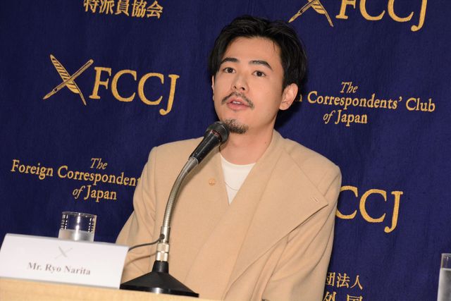 成田凌、微笑む姿がたまらない！映画『カツベン！』外国特派員協会記者会見（6枚目）