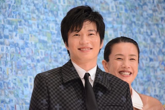 田中圭、俳優犬ベックに優しく寄り添う！映画『ハウ』完成披露上映会（21枚目）