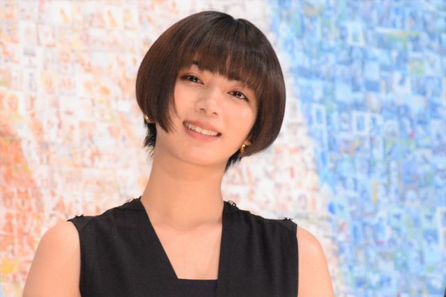 田中圭、俳優犬ベックに優しく寄り添う！映画『ハウ』完成披露上映会（22枚目）