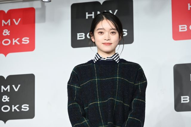 22歳になった高石あかり、アートカレンダー「ito」発売記念イベントに登場！（7枚目）