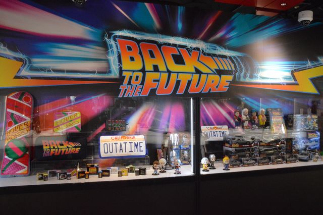 『BTTF』衣装＆小道具、渋谷で一挙展示！「レトロ・サピエンス PART2」プレス内覧会（12枚目）