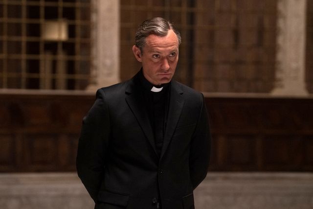 ジュード・ロウのイケメン教皇再び！「ニュー・ポープ　悩める新教皇」場面写真：フォトギャラリー