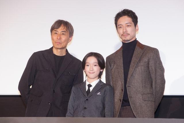 坂口健太郎、自身の幼少期を演じた小野桜介と登壇！『盤上の向日葵』公開御礼舞台あいさつ（6枚目）