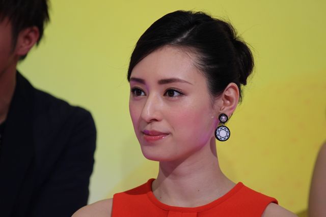 栗山千明、市原隼人、高梨臨、橋本マナミ、成宮寛貴、稲垣吾郎がドロドロ恋愛劇！ドラマ「不機嫌な果実」制作発表記者会見フォトギャラリー（7枚目）