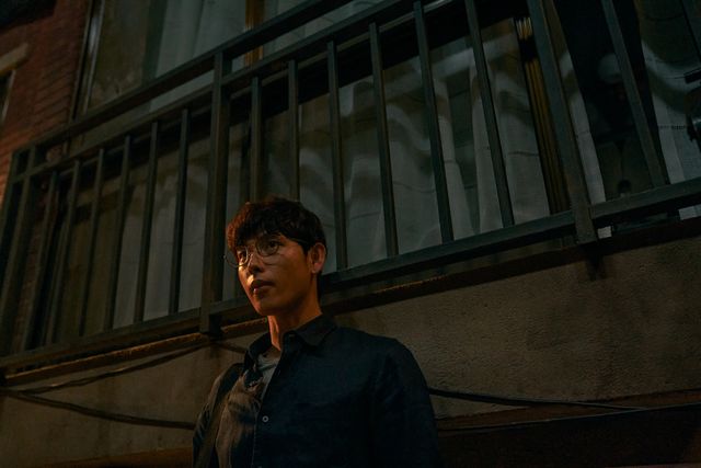 不気味なイム・シワン…Netflix映画『スマホを落としただけなのに』より（14枚目）