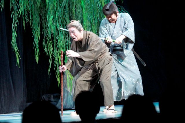 志村けん、新人にいろいろ教えちゃう？フォトギャラリー（5枚目）