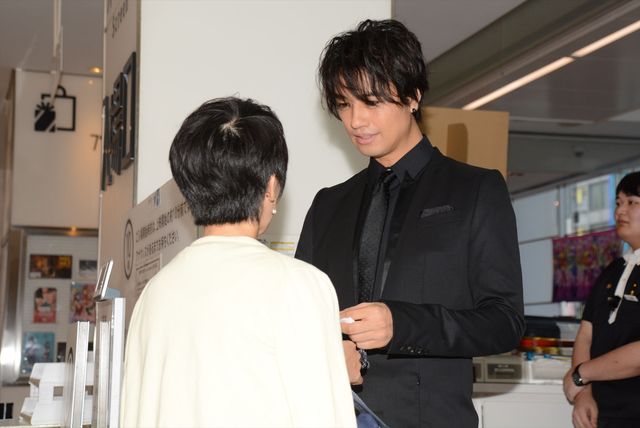 斎藤工の手は季節でいうと梅雨!?『リアル鬼ごっこ』舞台あいさつフォトギャラリー（9枚目）