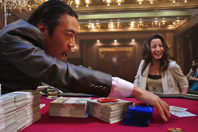 豪華客船で謎解き！『映画 謎解きはディナーのあとで』より（7枚目）