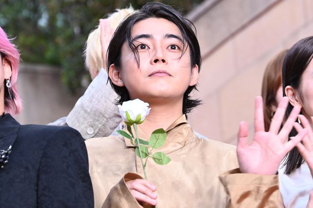 佐久間大介が土屋太鳳をエスコート！『マッチング TRUE LOVE』 レッドカーペットイベント（10枚目）