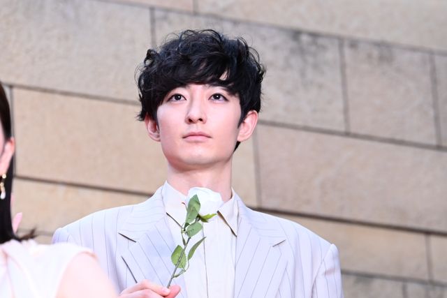 佐久間大介が土屋太鳳をエスコート！『マッチング TRUE LOVE』 レッドカーペットイベント（18枚目）