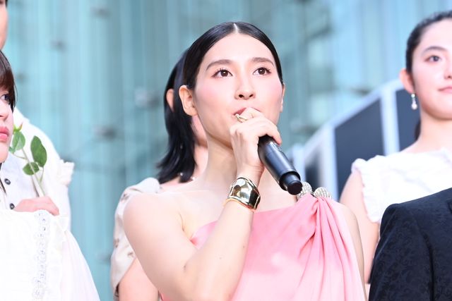 佐久間大介が土屋太鳳をエスコート！『マッチング TRUE LOVE』 レッドカーペットイベント（20枚目）