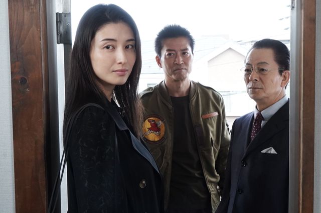 特命係を翻弄する謎の美女…「相棒season21」第10話（11枚目）
