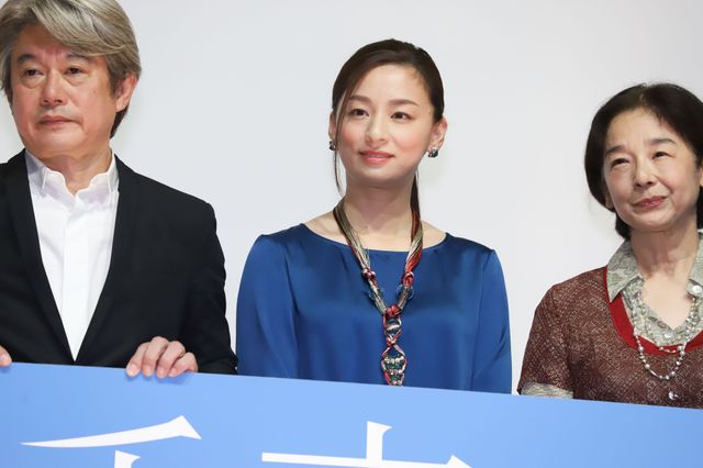 田中裕子との共演振り返る尾野真千子＆安藤政信『千夜、一夜』公開記念舞台あいさつ（5枚目）