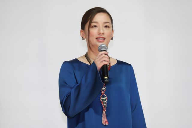 田中裕子との共演振り返る尾野真千子＆安藤政信『千夜、一夜』公開記念舞台あいさつ（11枚目）