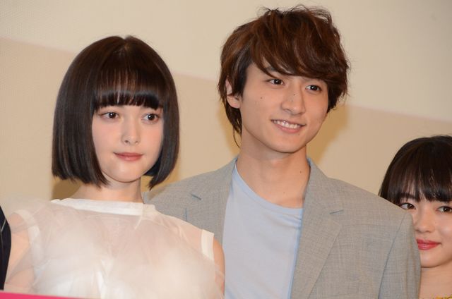 小関裕太の顔が綺麗すぎて…金子大地がドキドキッ！『わたしに××しなさい！』初日舞台あいさつ（23枚目）