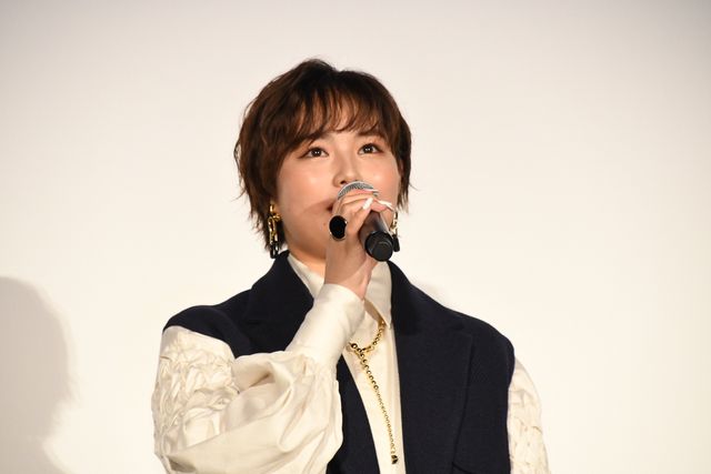 白岩瑠姫（JO1）は黒ジャケット、久間田琳加は黒グローブで魅せる！“夜きみ”公開記念舞台挨拶（20枚目）