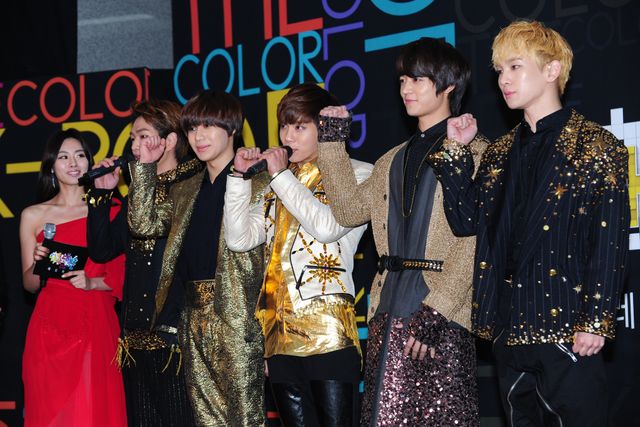 「SBS 歌謡大典」SUPER JUNIOR、BEAST、SHINee、スターとしての存在感を発揮＜韓国JPICTURES＞（13枚目）