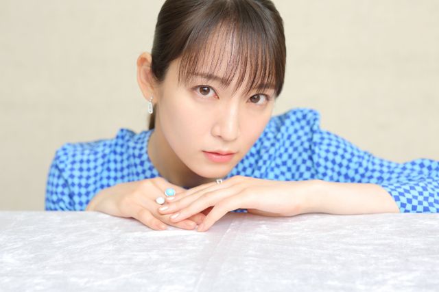 透明感すごい！吉岡里帆『ハケンアニメ！』インタビューカット：フォトギャラリー