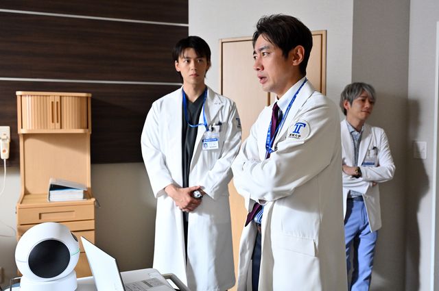 最新医療ロボット登場！「ブラックペアン2」【第6話場面写真】（6枚目）