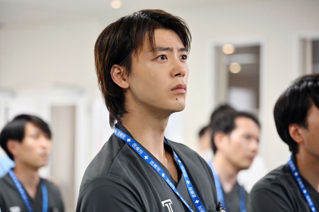 最新医療ロボット登場！「ブラックペアン2」【第6話場面写真】（8枚目）