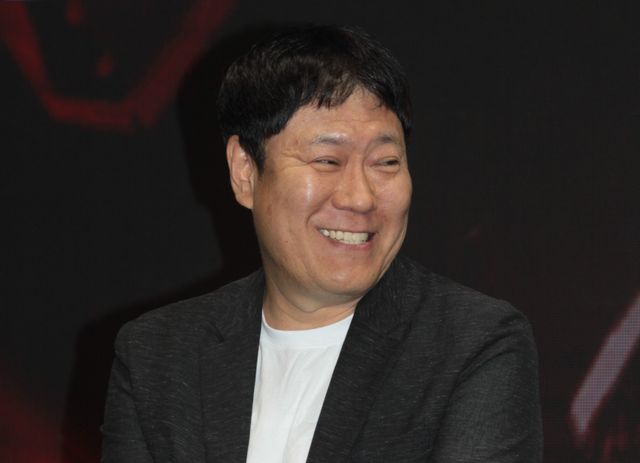 チョン・ジフン＆キム・ハヌル登壇！「レッド・スワン」制作報告会（12枚目）