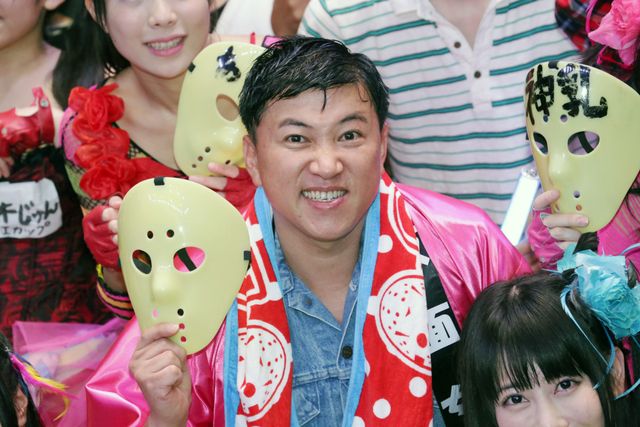 仮面女子の公演にスギちゃんが飛び入りで参加！フォトギャラリー（2枚目）