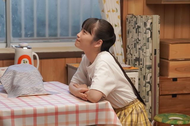 モモケンに呼び止められたひなたは…「カムカムエヴリバディ」第84回の場面写真：フォトギャラリー