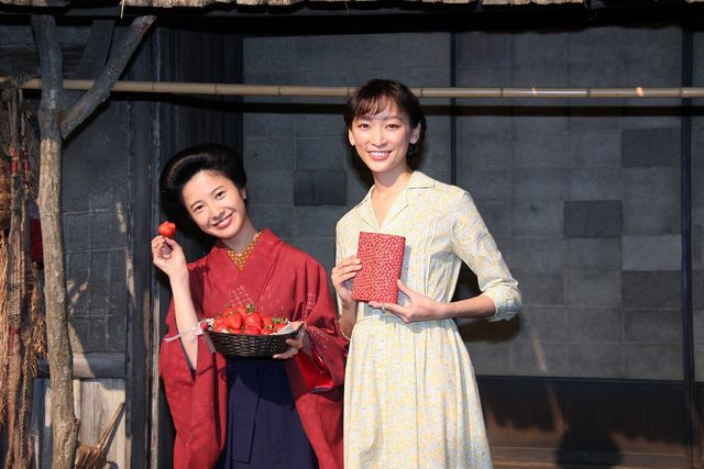 吉高由里子＆杏が出席！NHK連続テレビ小説ヒロイン・バトンタッチセレモニー写真ギャラリー（4枚目）