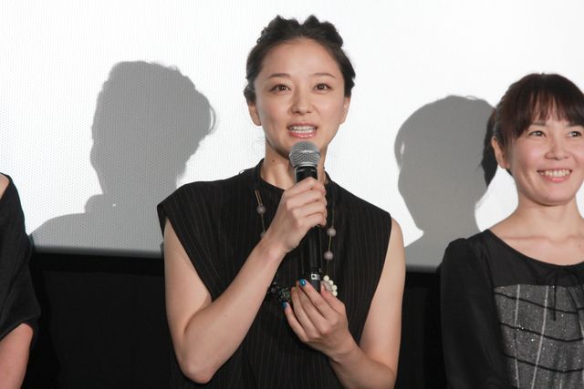 美少女モデル中条あやみの涙！フォトギャラリー（14枚目）