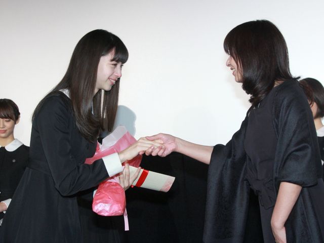 美少女モデル中条あやみの涙！フォトギャラリー（22枚目）