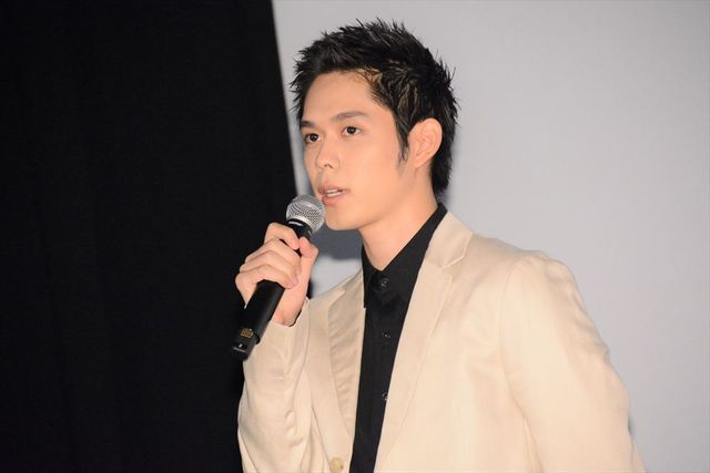 上白石萌歌の美しいドレス姿！『子供はわかってあげない』公開記念舞台あいさつ（6枚目）