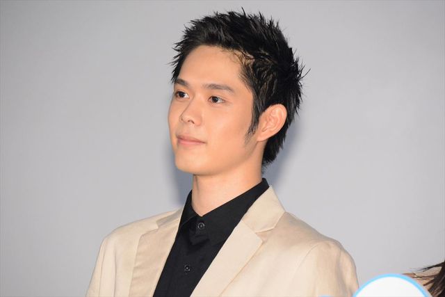 上白石萌歌の美しいドレス姿！『子供はわかってあげない』公開記念舞台あいさつ（22枚目）