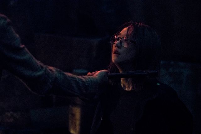 心臓発作で死人も！呪われたホラー映画の真相に迫る『ワーニング　その映画を観るな』場面写真（3枚目）