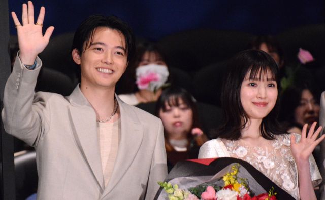 変顔を決めたSixTONESジェシー！『お嬢と番犬くん』公開記念舞台あいさつ（9枚目）