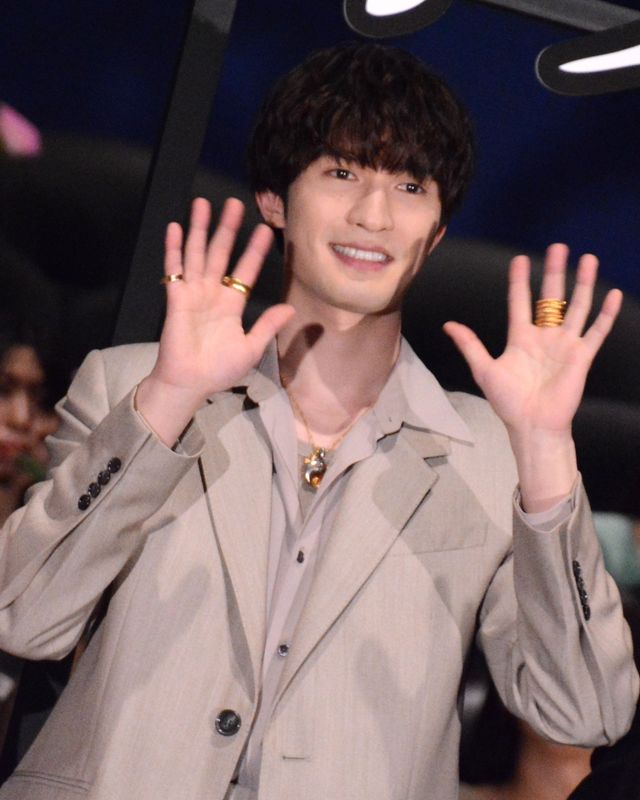 変顔を決めたSixTONESジェシー！『お嬢と番犬くん』公開記念舞台あいさつ（10枚目）