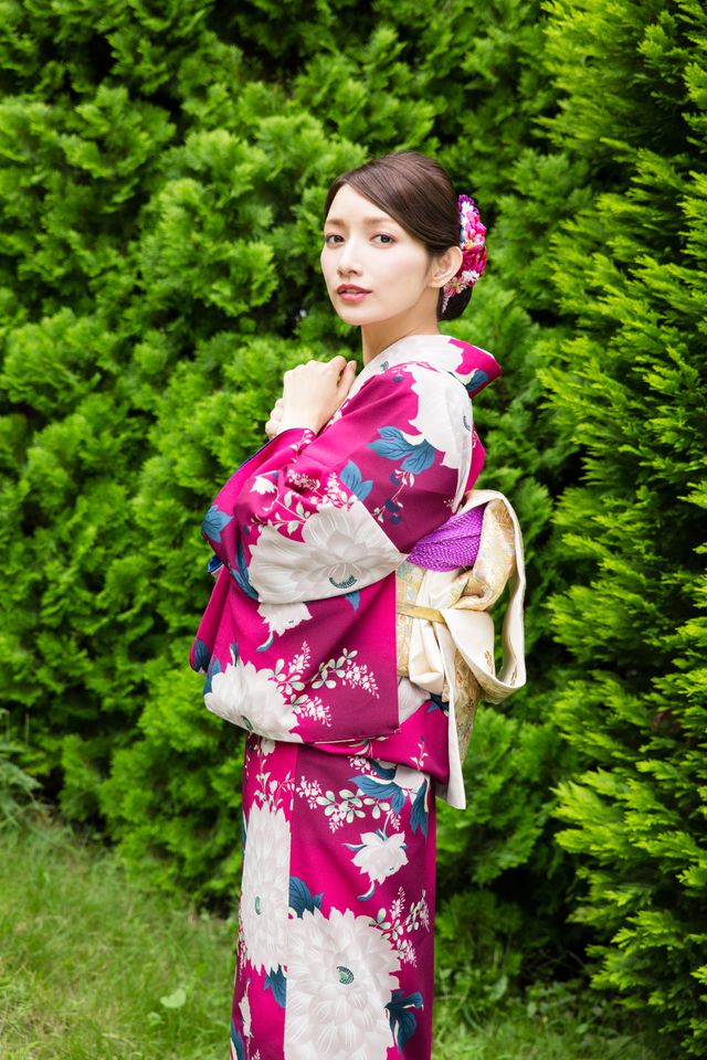 ゴマキの和装姿！「新春すてきな奥さん2017年版」フォトギャラリー：フォトギャラリー