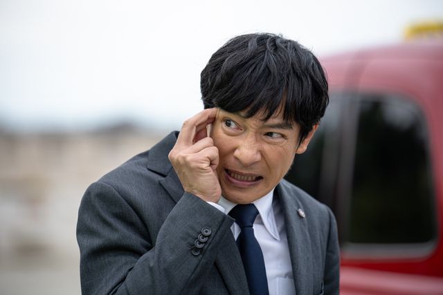 ニュース映像も伏線だった!