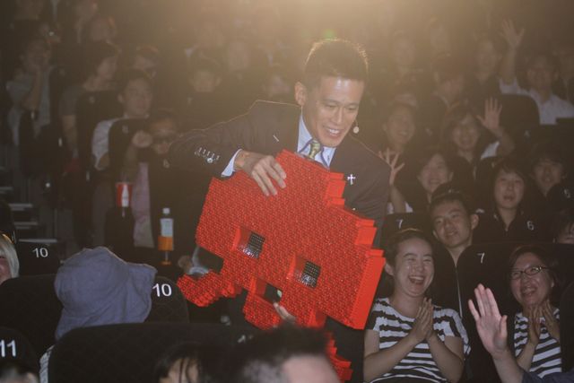 三戸なつめの前髪に異変…！映画『ピクセル』イベント写真ギャラリー（2枚目）